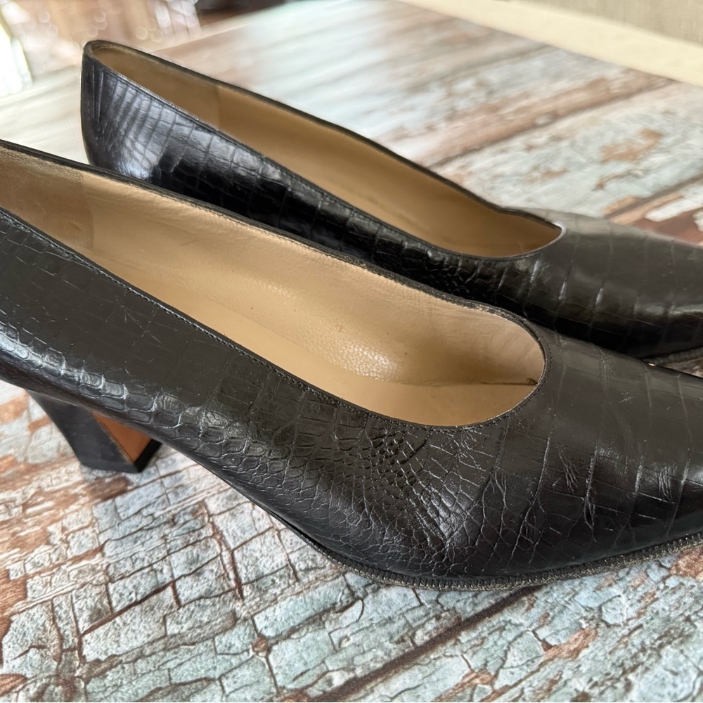 Salvatore Ferragamo Black Croc-Embossed heels - Picture 3 of 12